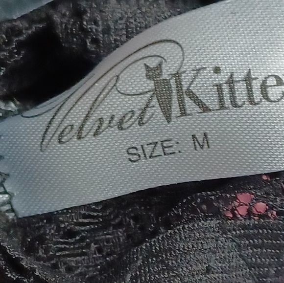 NWT - Velvet Kitten Lace Yourself Bondage Lingerie Set - Black Size Medium - Picture 3 of 3